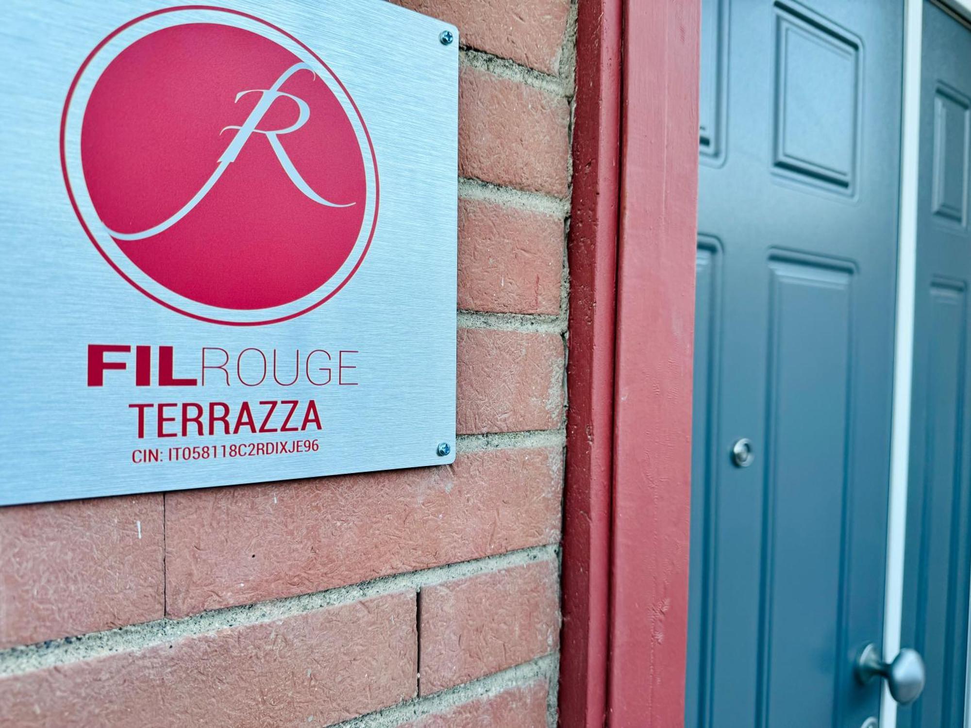 Fil Rouge Hotel Ciampino Bagian luar foto