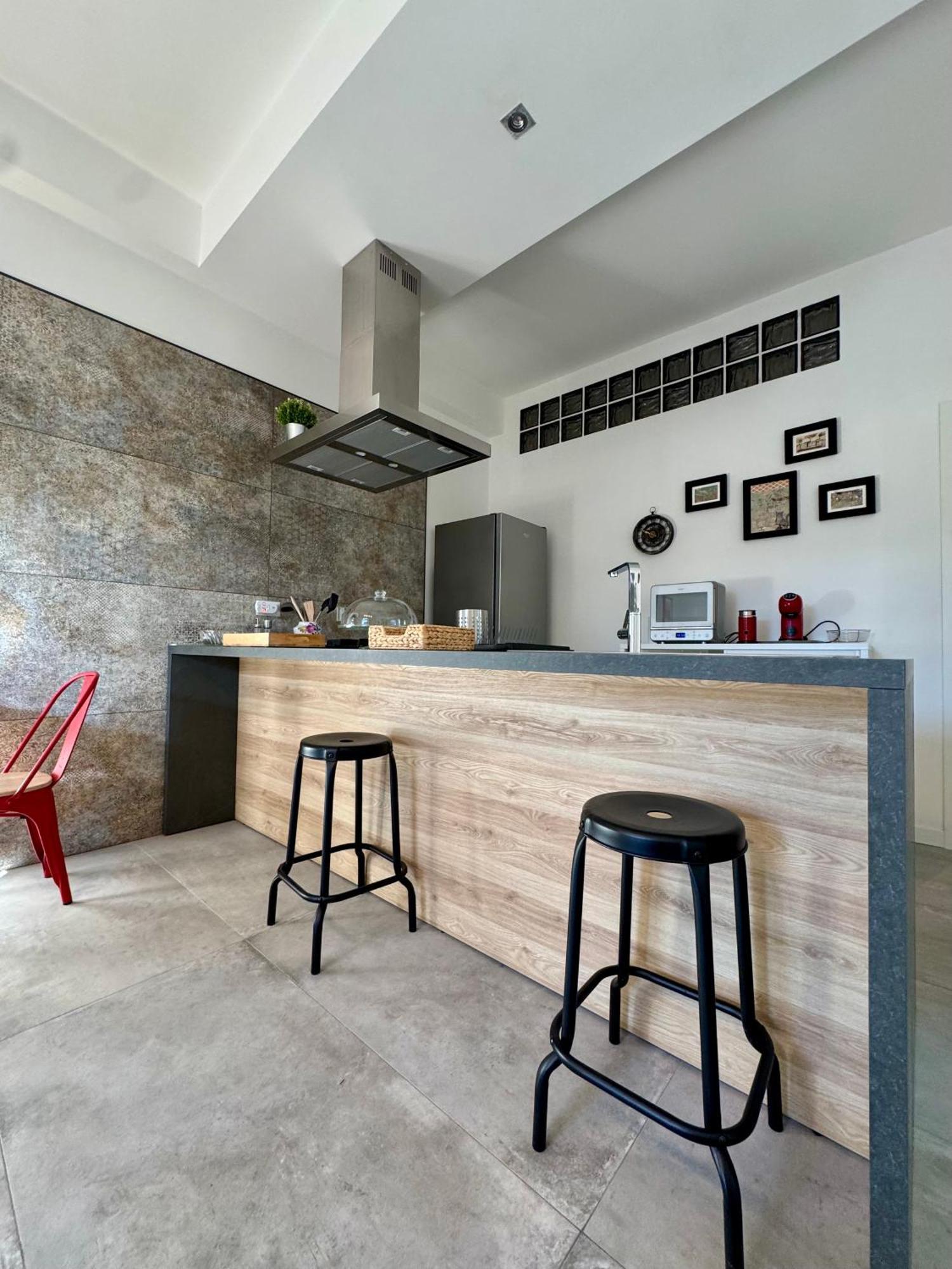 Fil Rouge Hotel Ciampino Bagian luar foto